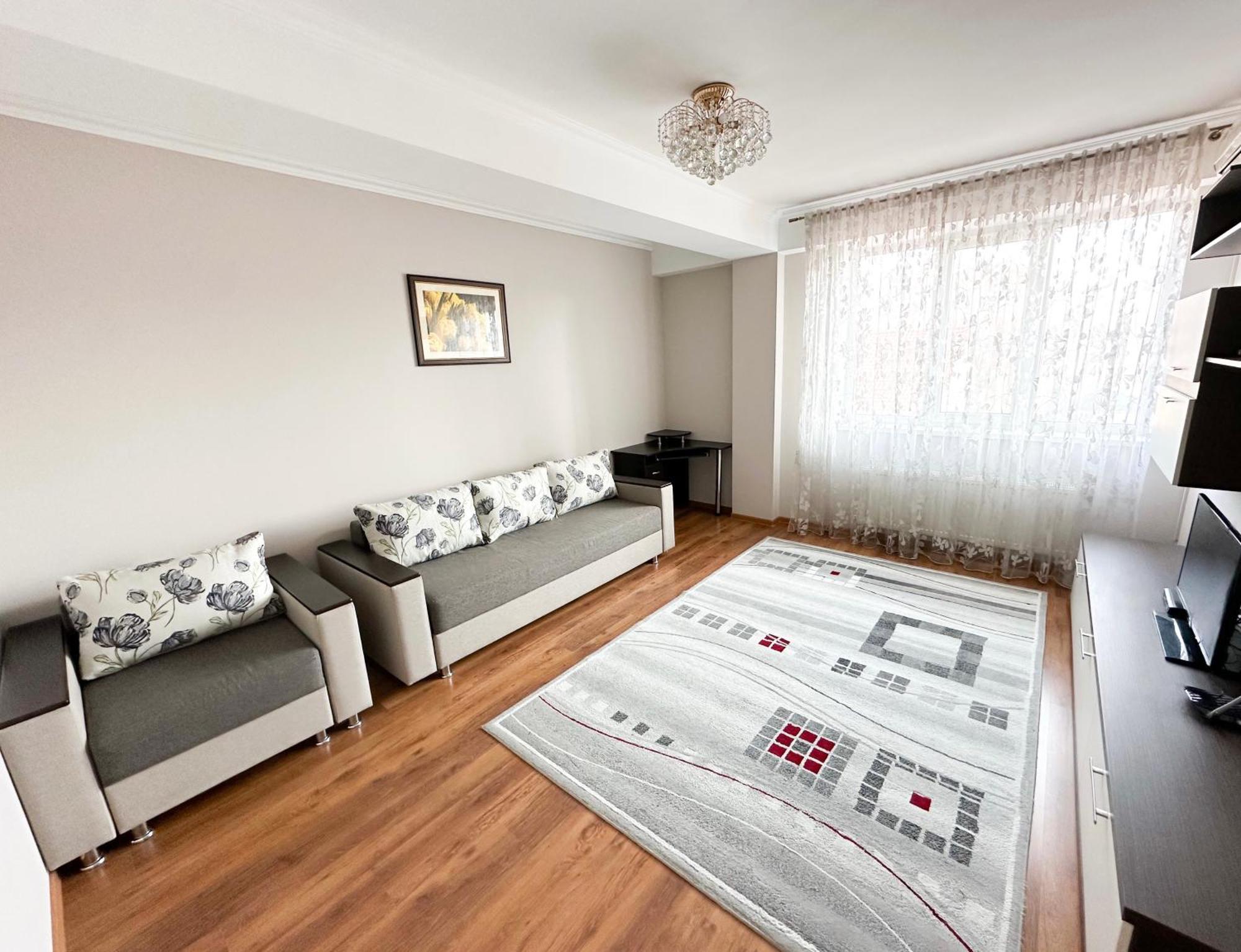צ'יסינאו Bright & Quiet 2Room Apartment In City Center מראה חיצוני תמונה